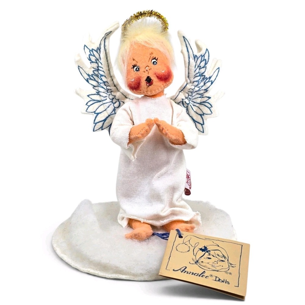 Vintage Annalee 1994 Praying Angel Doll on Cloud Halo Wings Hang Tag
